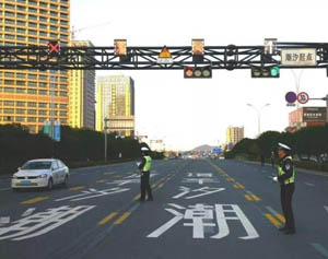潮汐車道代表什么意思 潮汐車道的作用有哪些？