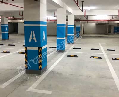 蘇州車庫(kù)劃線多少錢一米？蘇州公路劃線多少一平方？