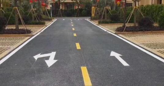廠區(qū)人行道劃線標準尺寸？